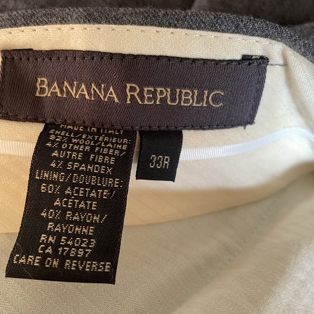 Men’s Banana Republic Sz. 44R Gray Suit Made in Italy Pants 33R - Picture 5 of 5